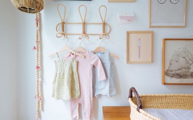 Alles wat ik heb geleerd over het aankleden van een baby (en waar ik winkel) Alles wat ik heb geleerd over het aankleden van een baby (en waar ik winkel)
