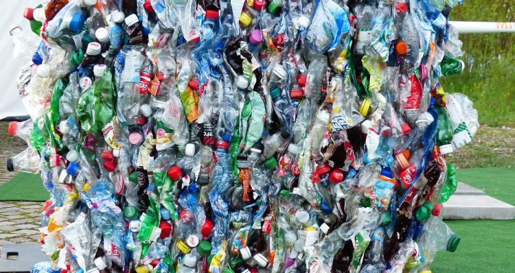 Hergebruik van ons plastic, hoe gebeurt dat?