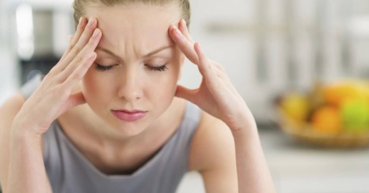 Wat te doen tegen hoofdpijn en steken in je hoofd