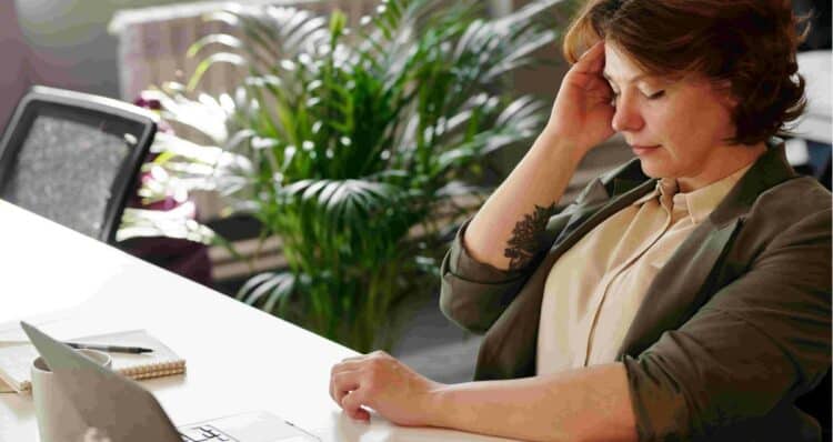 Oorzaken soorten hoofdpijn en wat je ertegen kunt doen de complete gids