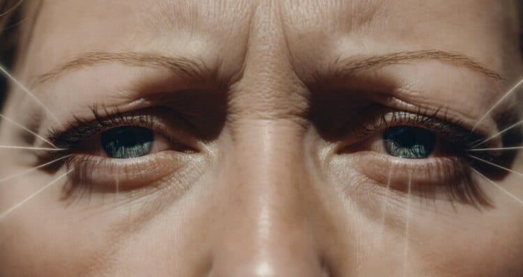 Hoofdpijn bij het ontwaken bekijk de oorzaken zoals slaaptekort en alle oplossingen nu